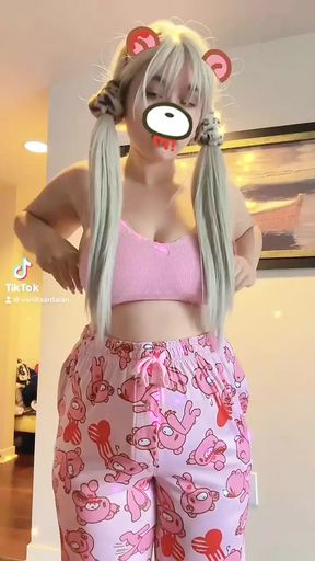 CUTE SEXY EGIRL VANILLA FAITH ARDALAN GLOOMY THE BEAR COSPLAY TIKTOKS