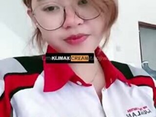 Indri Sales Honda Yang Pernah Viral - Ayu Mayumi