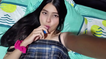 MI NOVIA TIENE UNAS TETAS GRANDES Y HERMOSAS