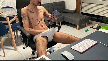 Jerking off until I cum on webcam