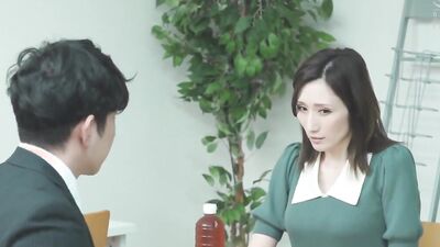 Julia Boin's Massive Tits & Petite Frame Get a Hardcore Tug of Love