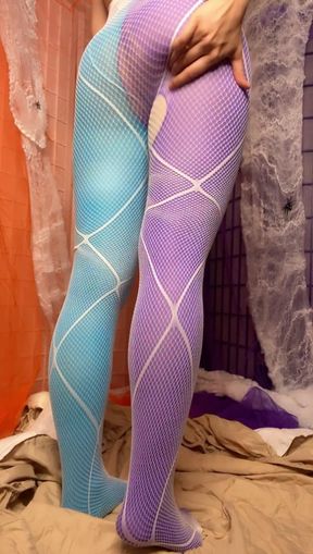 Layered Pantyhose Pee Dressing: Tights, Fishnets and Body Suit - All Together!