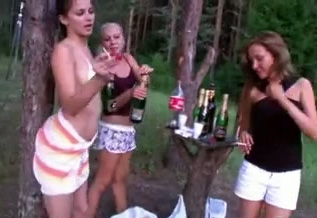 Just enjoying some Russian sluts from my college on the picnic