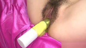 Jap teen flashes ping-pong paddle pussy, plays with joystick