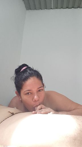 Beautiful Girlfriend Sucking Deep Throat