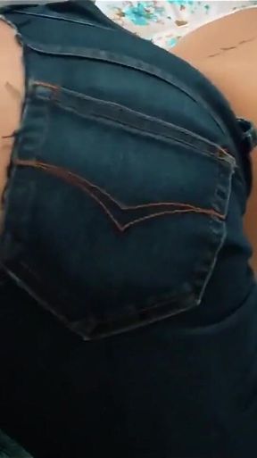 Sexy Booty Fucked by a Big Dick in Her Ripped Jeans