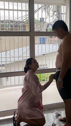 Customer Seduces Window Cleaner and Fucks Her Hard