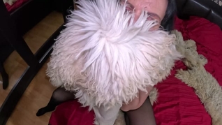 Face-fucking and cum play with sexy rugs