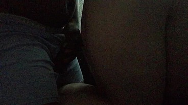Big booty white bitch throwing it back for a thug