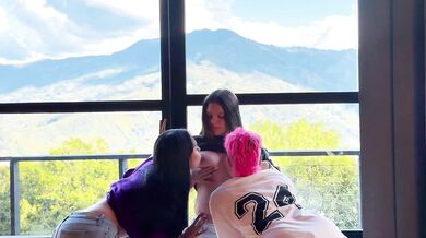 Old friends confess slutty university sucking big tits and clits