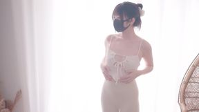 Famous TikTok influencer rides cock in yoga pants