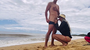 FUDENDO GOSTOSO NA PRAIA