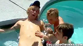 Twinkies Anal Banging By The Poolside In Threesome