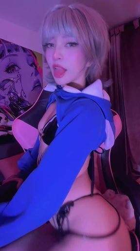 Big-titted onlyfan shows off her ass