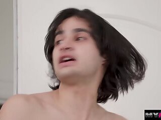 My slut stepcousin let me eat and fuck her pussy