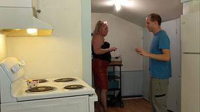 Guy Decides to Dress in Drag for the First Time