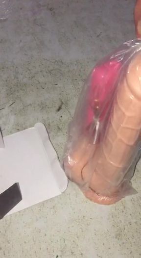 Femboy Sheenu Unboxing their new Toy!