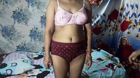 Desi Indian Big Tits and Big Ass Hard and Rough Sex in Doggy Style by Pulling Her Long Hair