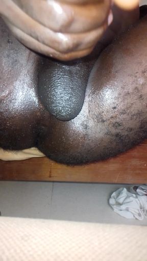 Oiled Butt