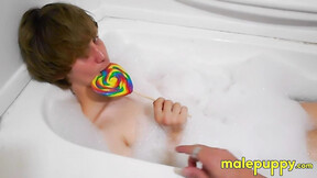 ”Daddy Richard Lennox rubs & plays the dick of  Elis Ataxx with some dirty”