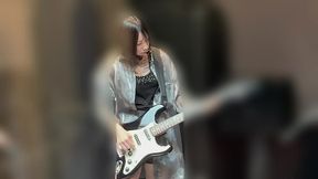 とある男の忘備録 バンド女 japanese skinny tatto guitarist
