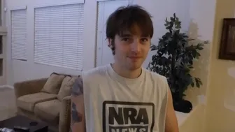 Straight guy gets his hole pounded bareback by a stud