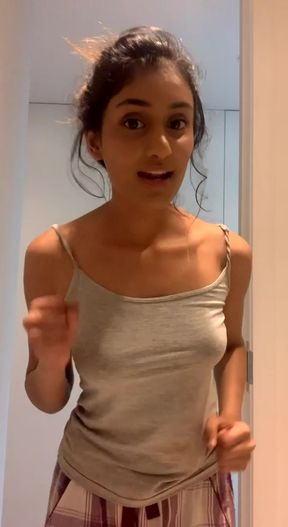 Indian cutie strips down on TikTok
