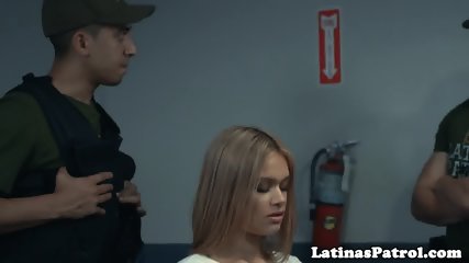 Cute latina cockriding US border patrol