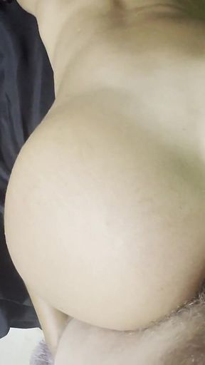 I Make Handjob Inside Her Ass