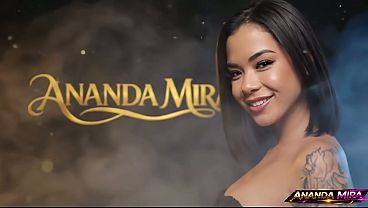 Mestra do Prazer: T&acirc_ntrica ensina como gozar de verdade.