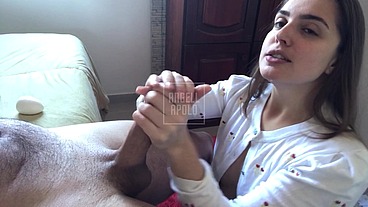 GOZA ENQUANTO BATO PUNHETA PARA VOCÊ - boquete, gozada na boca, masturbação egg toy, squirt masculino