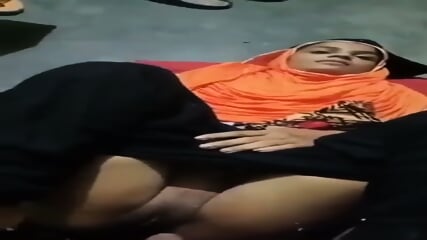 BanGLa Desi Muslim Lovers Mms Leak!