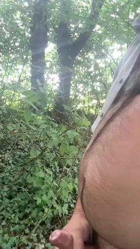 Wank in Forrest