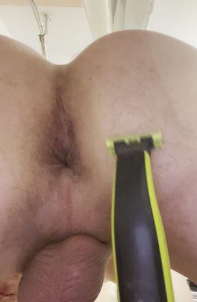 Shaving my ass