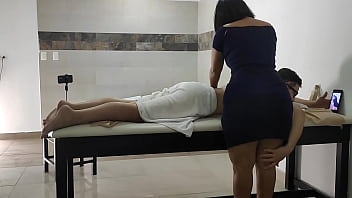 massage gets hot with a big ass latina brunette