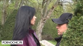 Quicky in a Parisian park