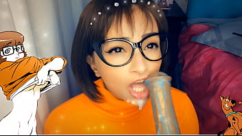 Velma &amp_ the Monster Creampie - Velma CHUPANDO gostoso o Pau do Monstro ate encher a Boquinha de Leitinho - Scooby Doo