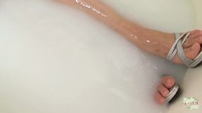Hot Wet Asian Tart Sucks and Jerks Before Devouring a Ton of