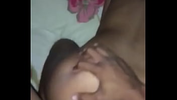 Sexo amador, mulata de quatro