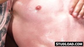 Handsome Taylor Reign and two hotties gets to fuck blindfolded bottom