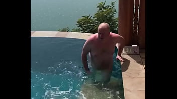 Infinity Pool Rise