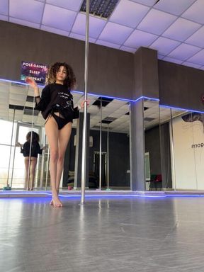 Pole Dance Movement