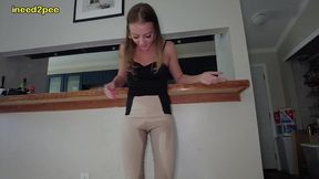 lola leda pissing her tight pants at work behind counter