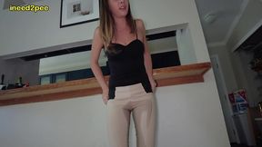 lola leda pissing her tight pants at work behind counter