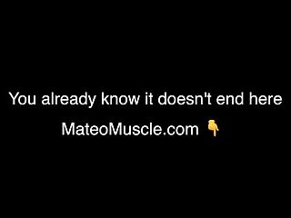 Sexy Muscle Men Jerk Each other Off