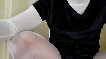 Dani Leg wearing White Pantyhose and Sexy Highheels Cums Big
