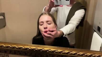 Quick blowjob in the bathroom after cardio