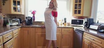 BangbrosPassword. - Alexis Texas receives a pou