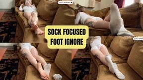 30 MIN LONG LEGS SOCK AND FEET IGNORE BY TALL GODDESS LUCY SPANKS