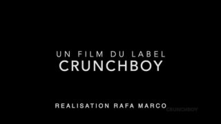 Domowe, hardcore'owe fellatio od wytatuowanych japońskich gejowskich amatorów, zakończone pierdoleniem bez zabezpieczenia i wytryskami